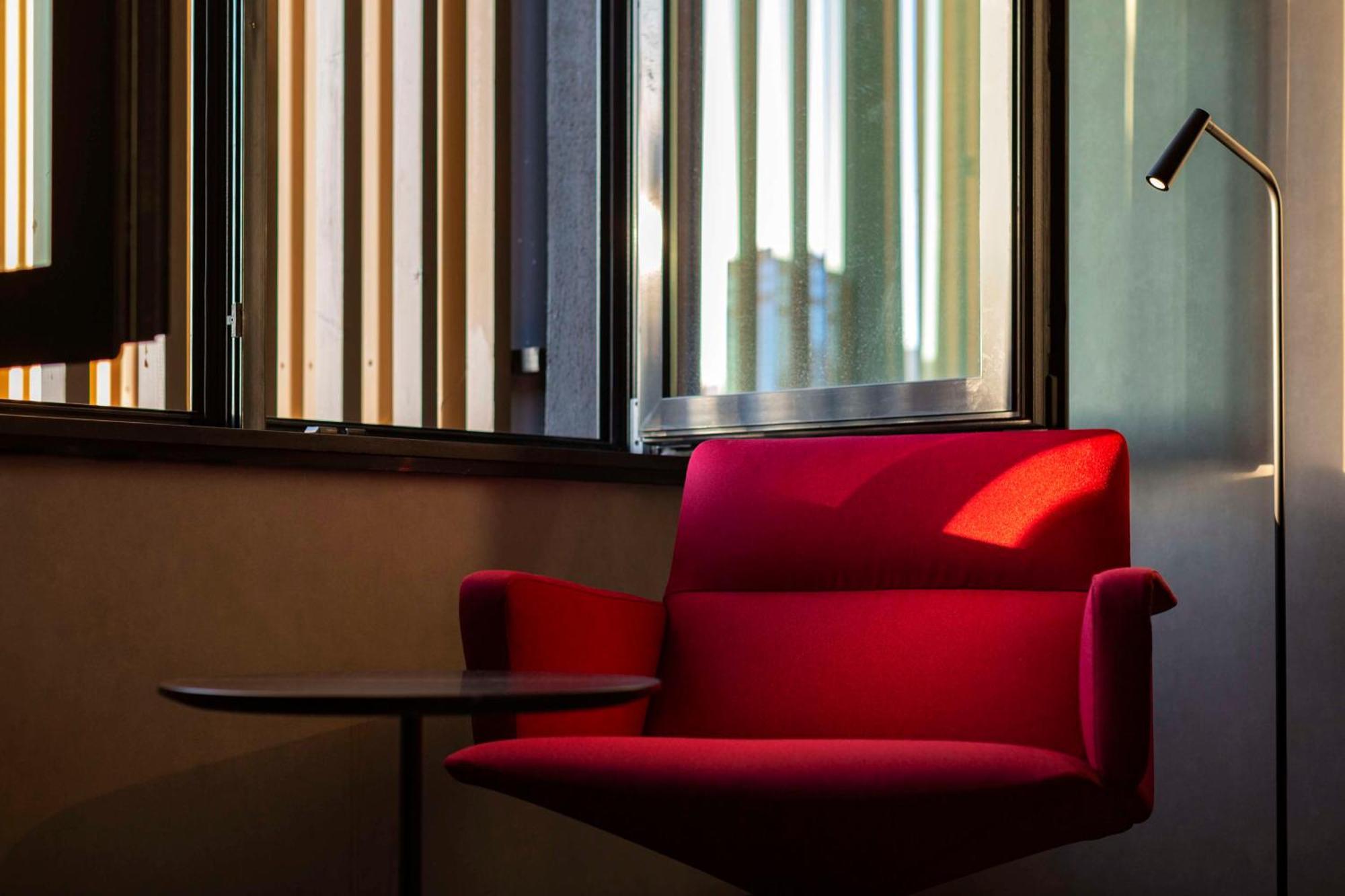 Radisson Red Tbilisi Hotel Exterior photo